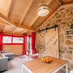 Dreamy Stone House Feriehus