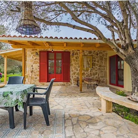 Дом отдыха Dreamy Stone House