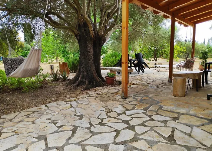 Dreamy Stone House Ferienhaus Pesádha